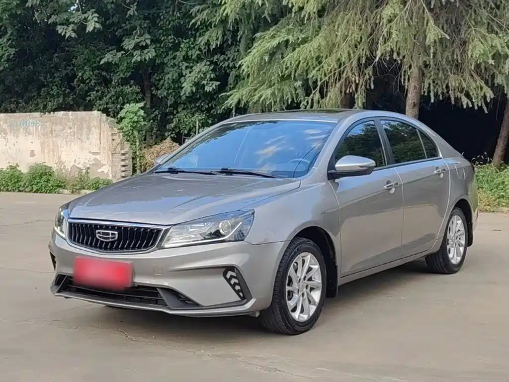 Geely Emgrand 2021