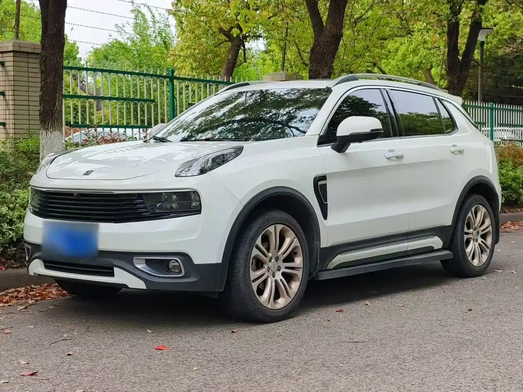 Lynk & Co 01 2018