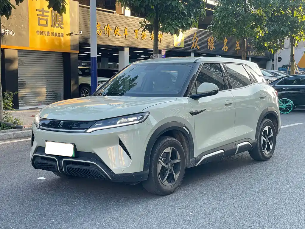 BYD Yuan UP 2025