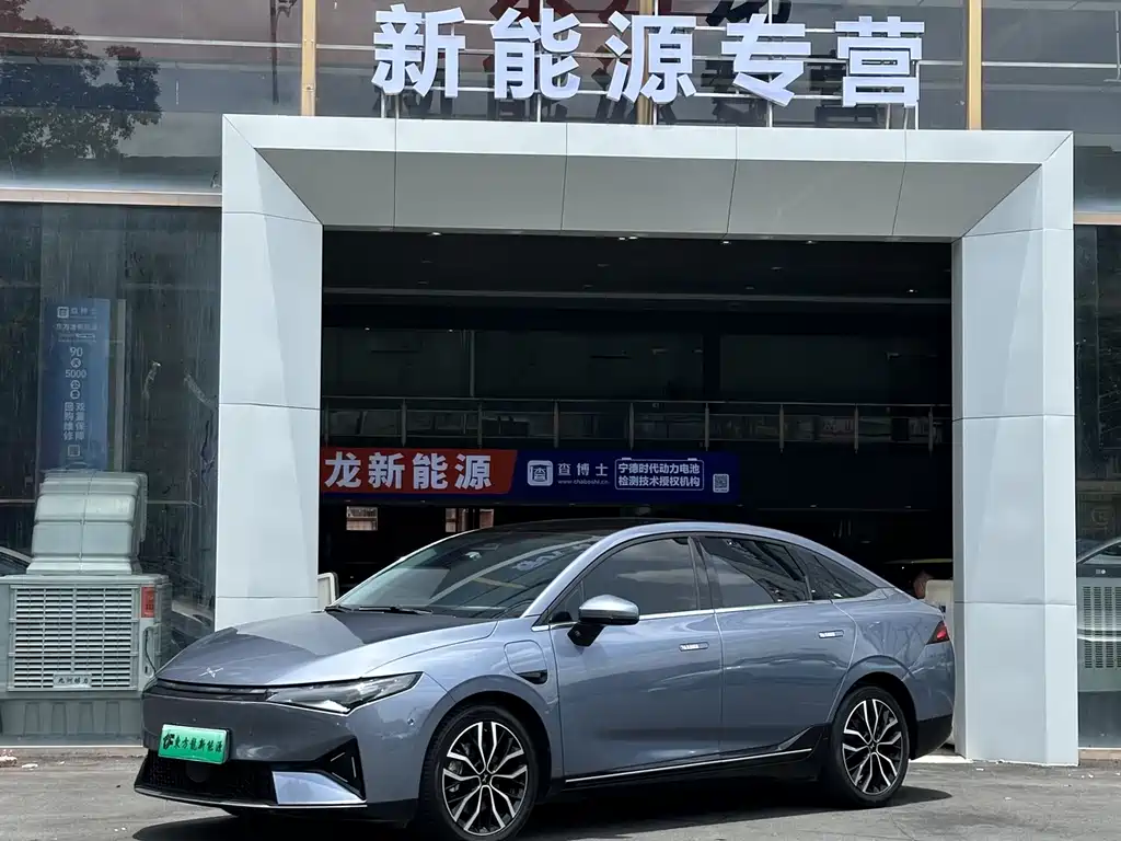 XPENG P5 2023