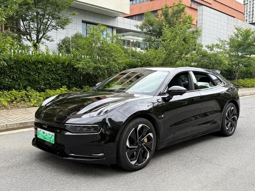 Zeekr 001 2023