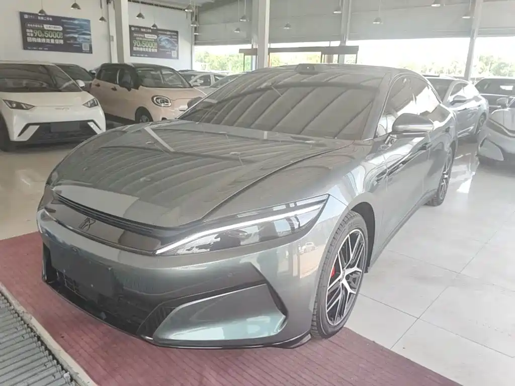 BYD 汉L 2025