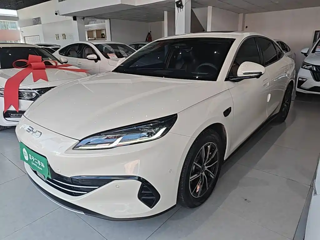 BYD 海豹06 2025