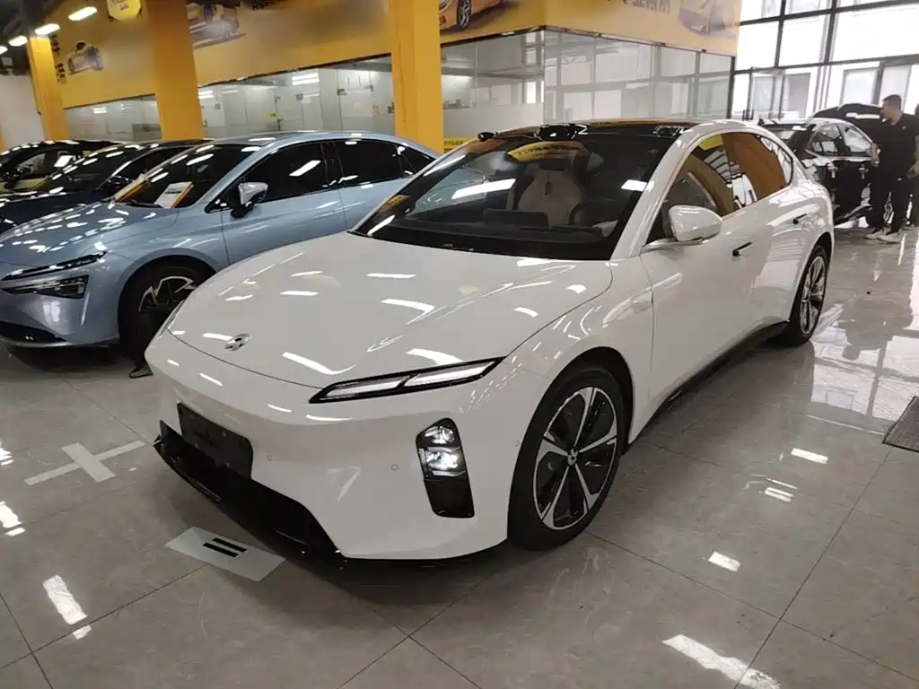 NIO ET5 2025
