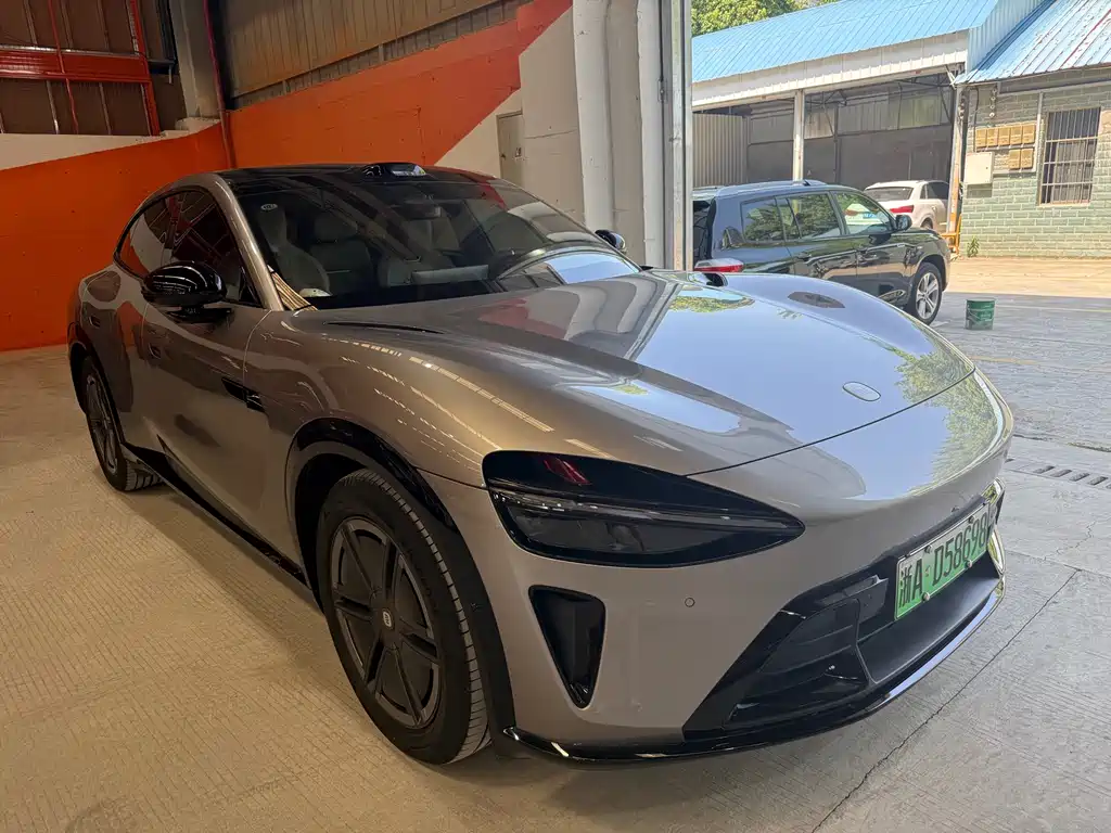 Xiaomi 小米YU7 2025