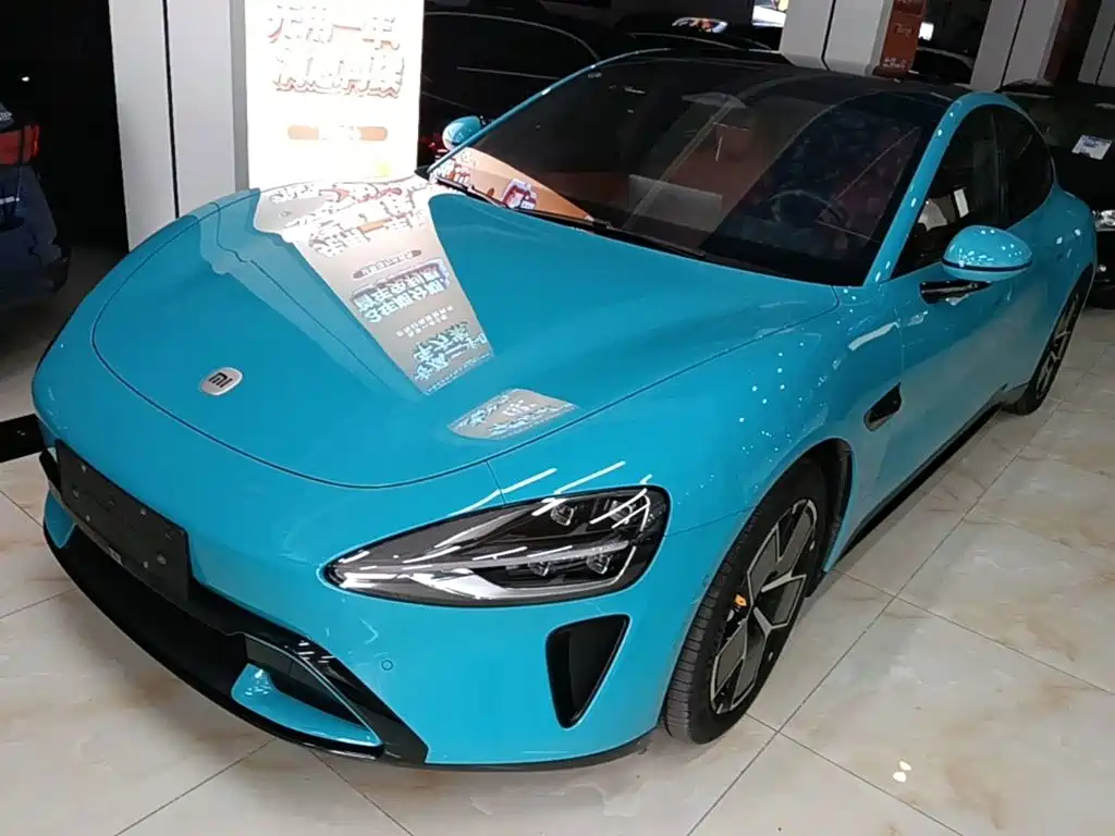 Xiaomi SU7 2024