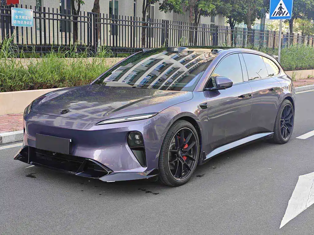 NIO ET5T 2024