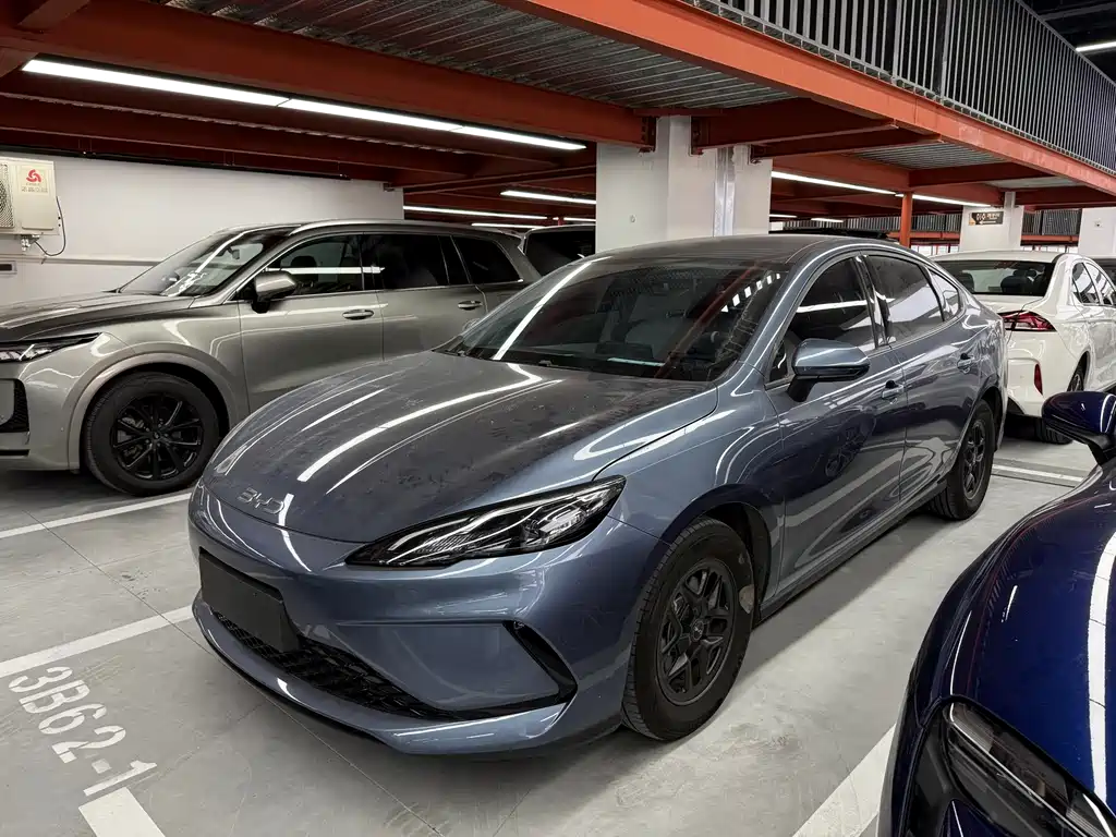 BYD Seal 05 DM-i 2025