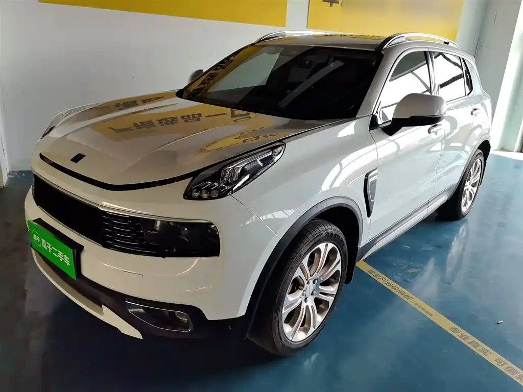 Lynk & Co 01 2018