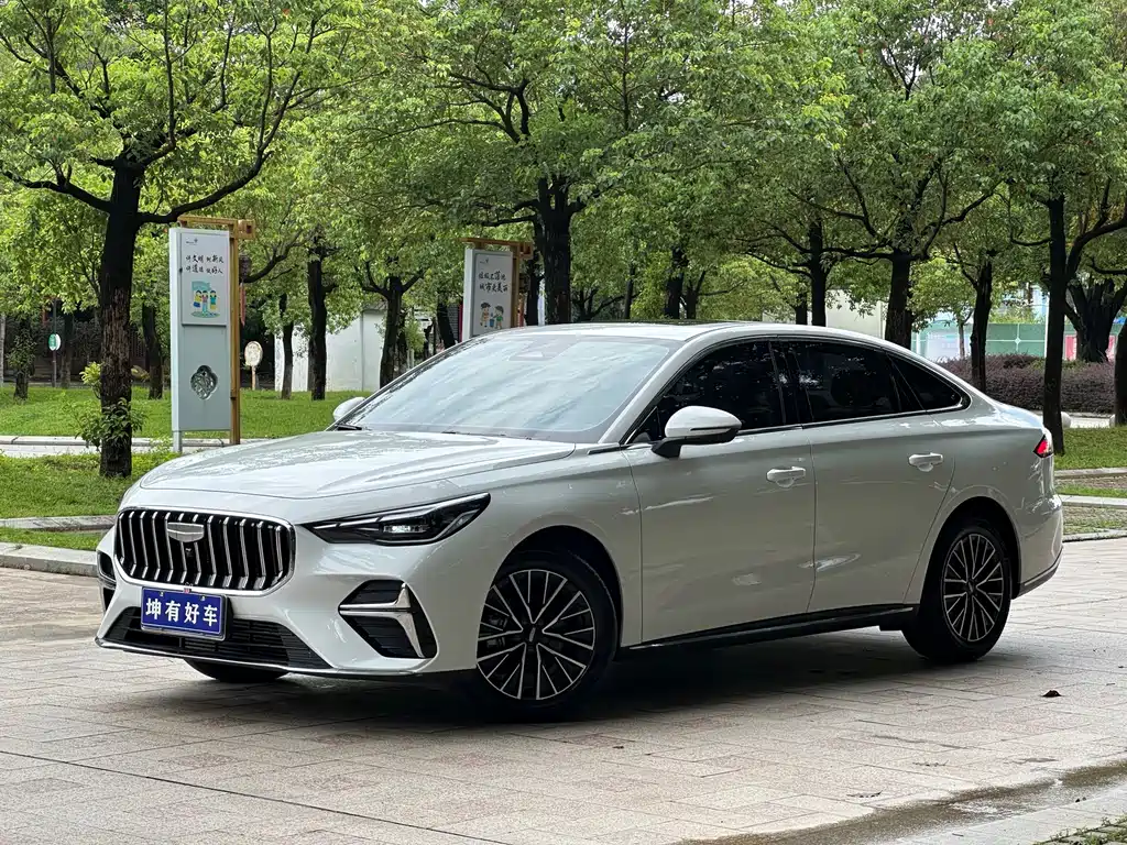 Geely Emgrand 2026
