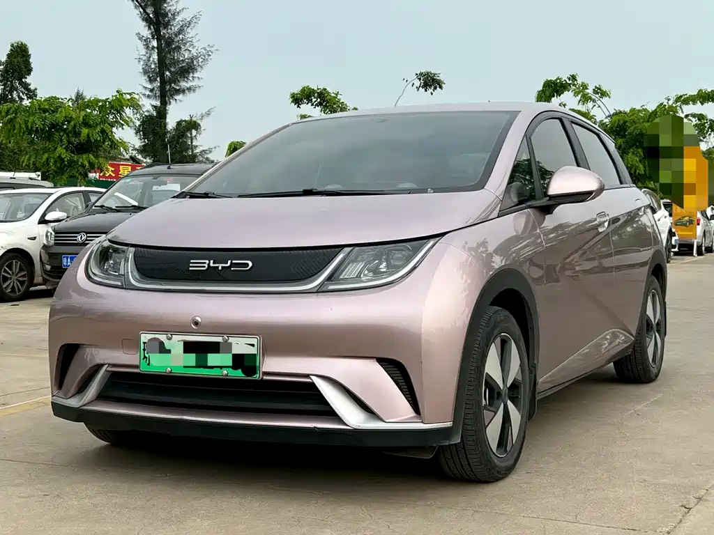 BYD Dolphin 2023