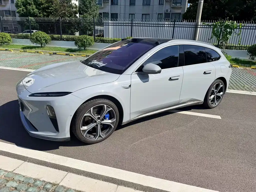 NIO ET5T 2023