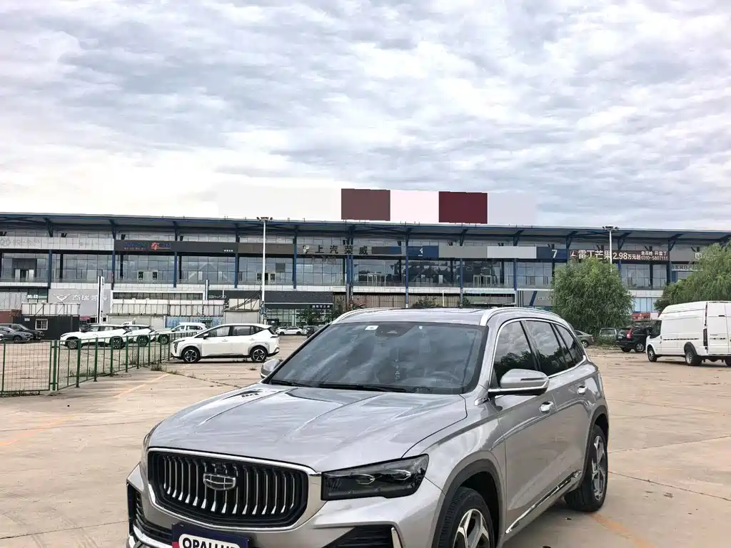Geely Xingyue L 2024