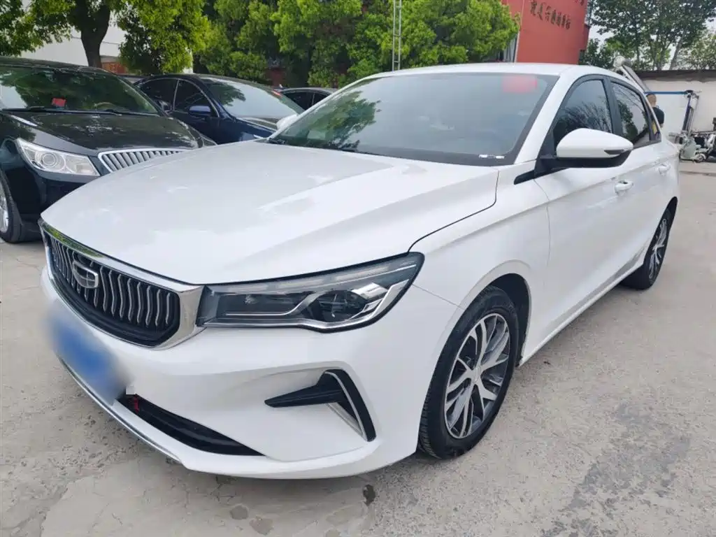 Geely Emgrand 2023