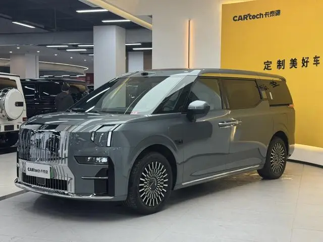 ZEEKR 009 2024 seven-seat aisle version, four-wheel drive, 108kWh