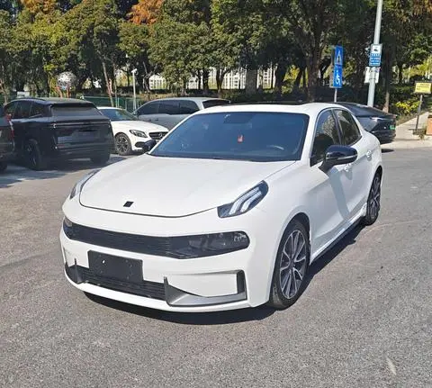 Lynk & Co 03 2019 1.5TD DCT Powerful Edition