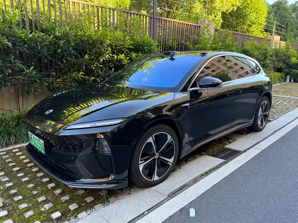 NIO ET5T 2023