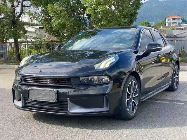 Lynk & Co 03 2019 1.5TD DCT Powerful Edition