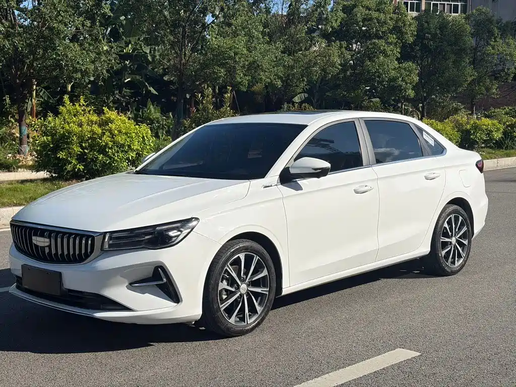 Geely Emgrand 2026