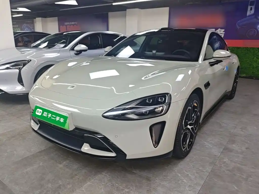 Xiaomi SU7 2025