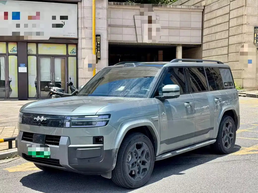 Fang Cheng Bao 钛7 2025