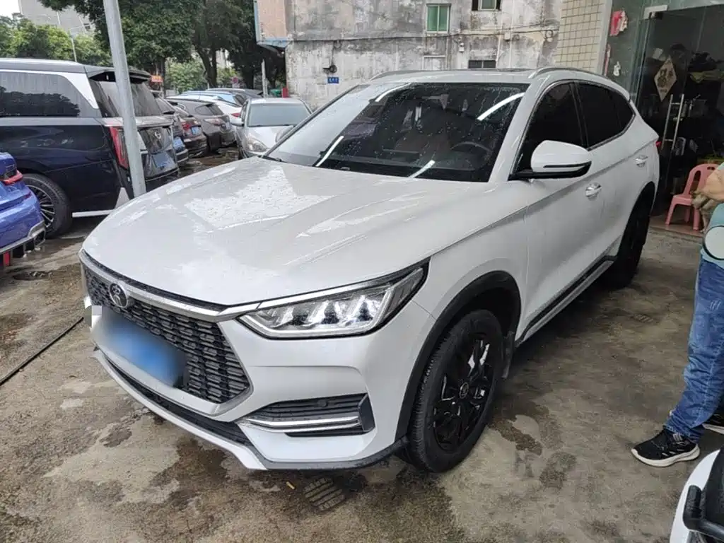 BYD PLUS 2021