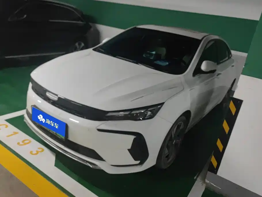 Geely L HiP 2024