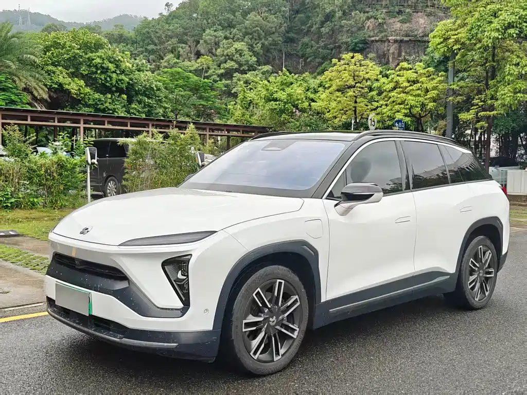NIO ES6 2021