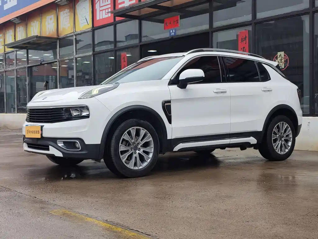 Lynk & Co 01 2018