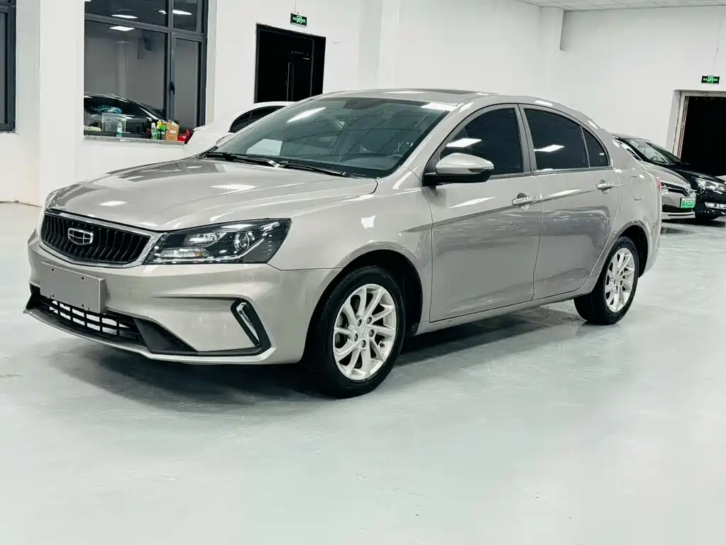 Geely Emgrand 2021