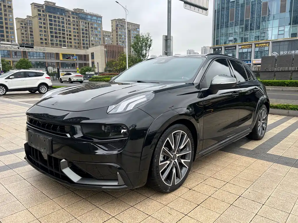 Lynk & Co 02 Hatchback 2022