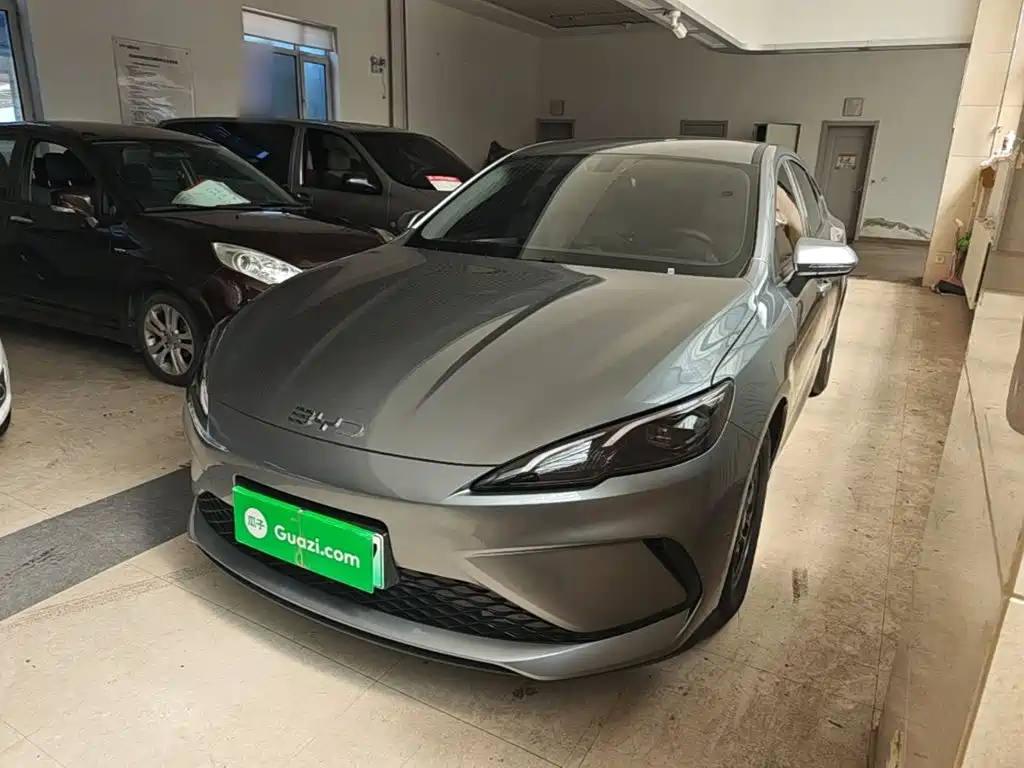 BYD Seal 05 DM-i 2025