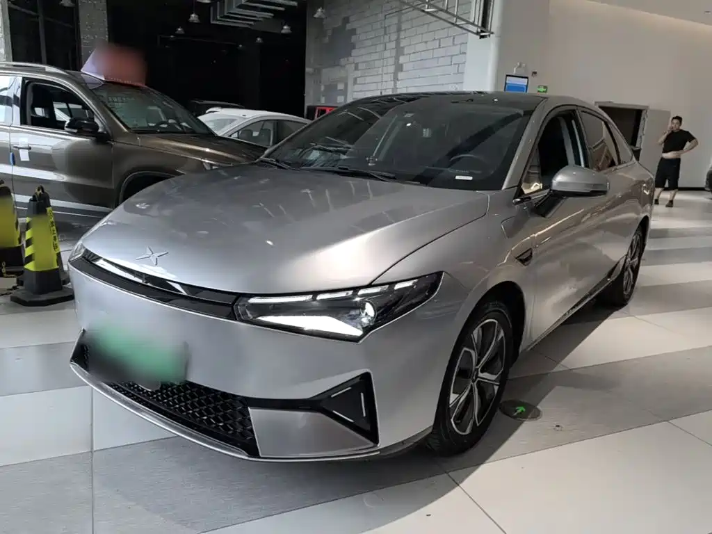 XPENG P5 2022