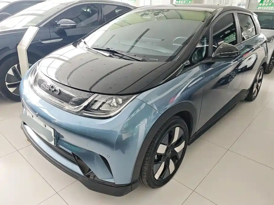 BYD Dolphin 2024