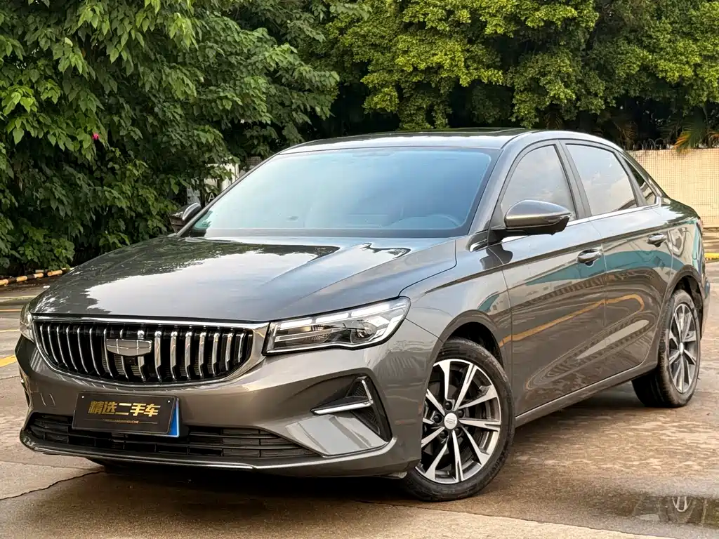 Geely Emgrand 2024