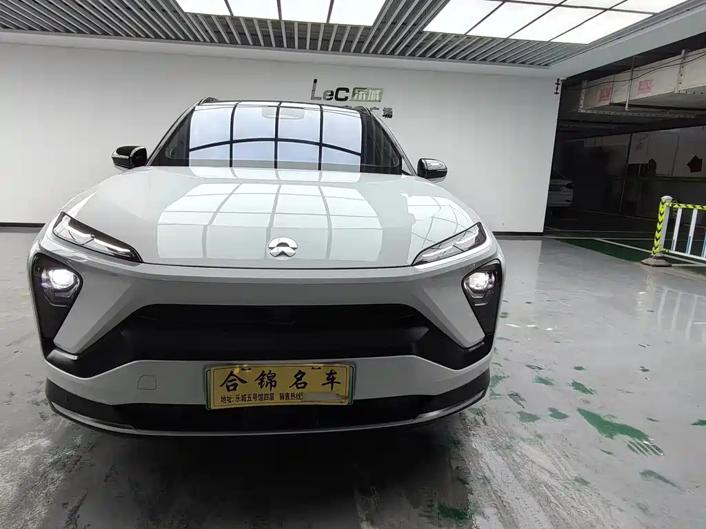 NIO ES6 2021