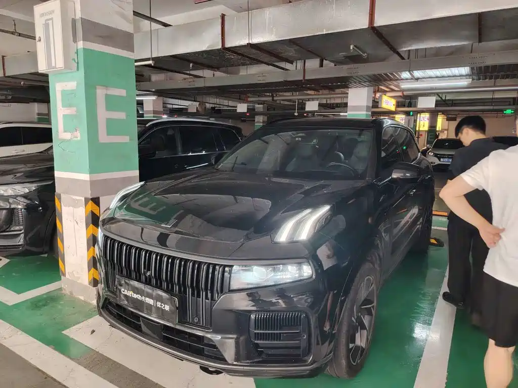 Lynk & Co 09 EM-P 2022
