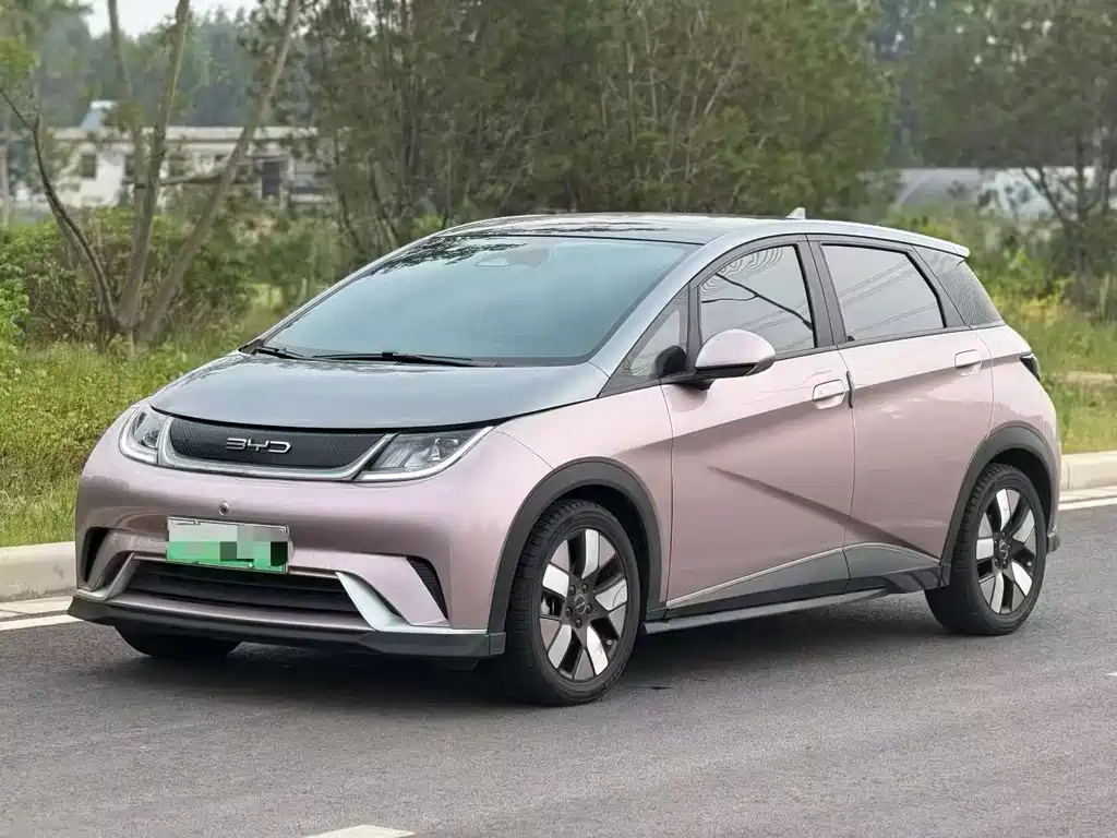 BYD Dolphin 2023