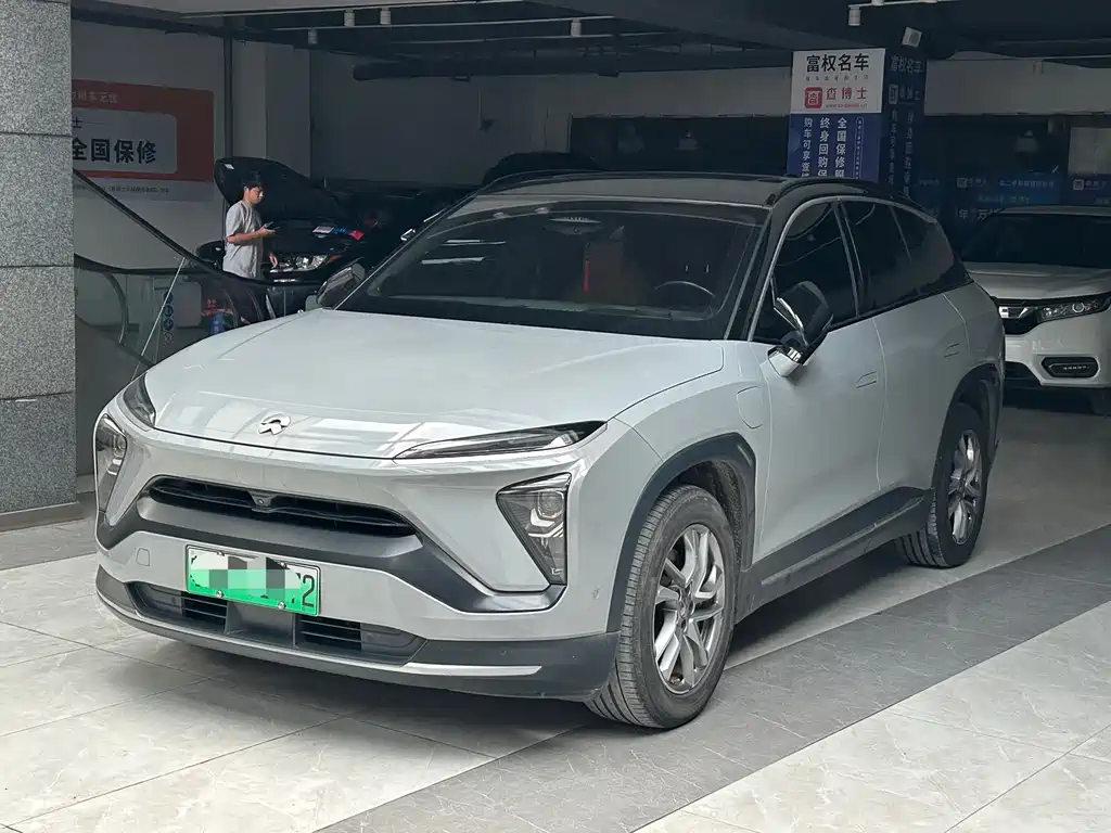 NIO ES6 2020